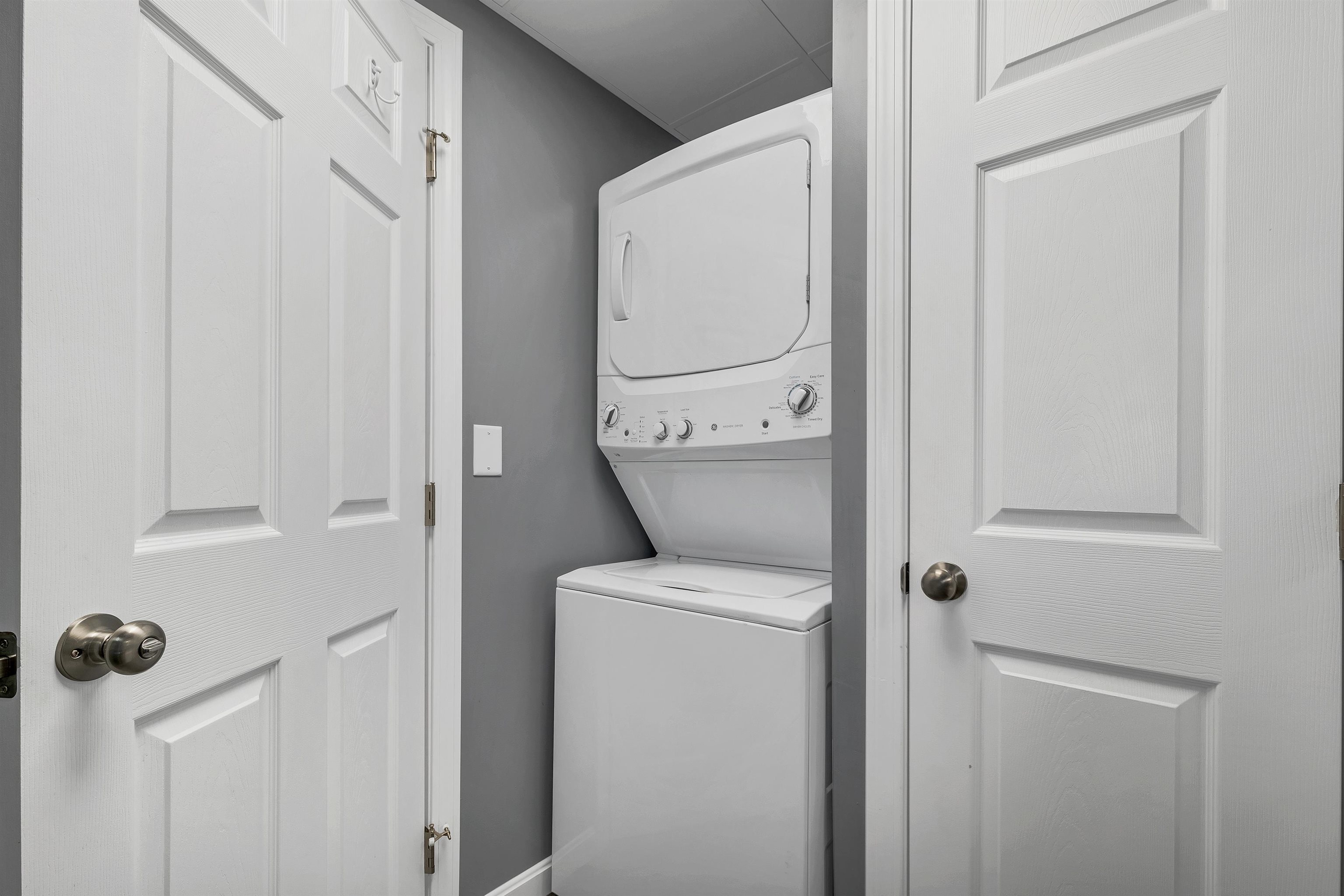 144 Lake Street, Unit 11 Laconia, NH 03246 - Photo 15 of 36