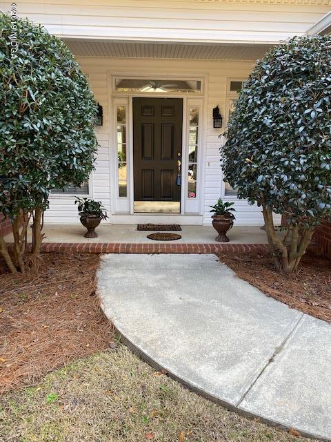 577 Old Popes Ferry Road Juliette, GA 31046 - Photo 5 of 49 a view of a house with a tree in front