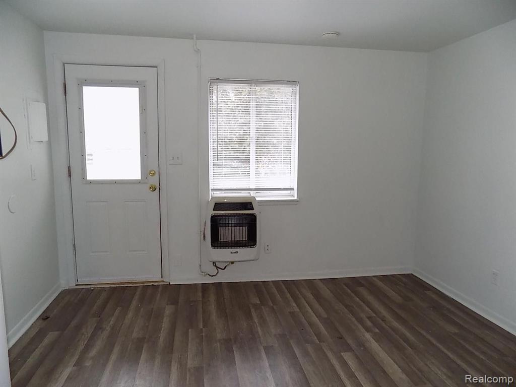 31715 West 9 Mile Road, Unit 5 Farmington, MI 48336 - Photo 4 of 10