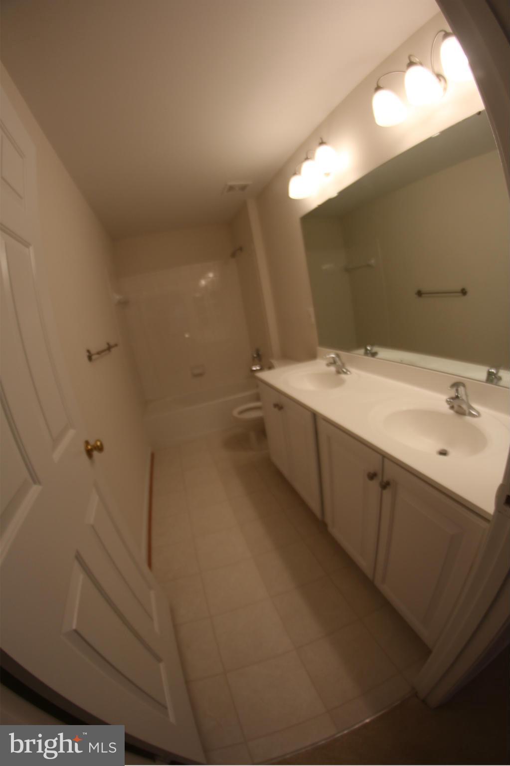 7213 Simmons Ridge Court Manassas, VA 20112 - Photo 27 of 30 Bath