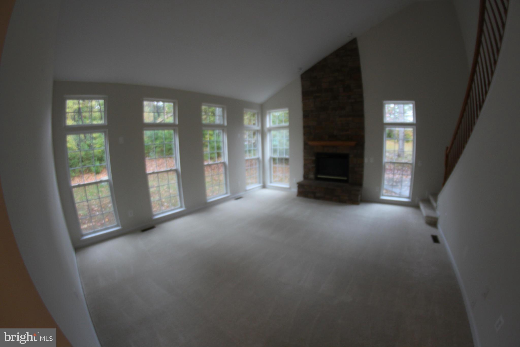7213 Simmons Ridge Court Manassas, VA 20112 - Photo 10 of 30 Family Room