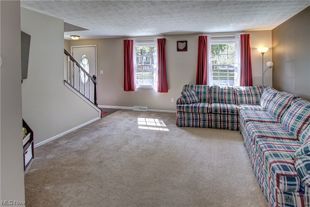 4103 Springdale Road Stow, OH 44224 - Photo 2 of 35 Gallery Image 2