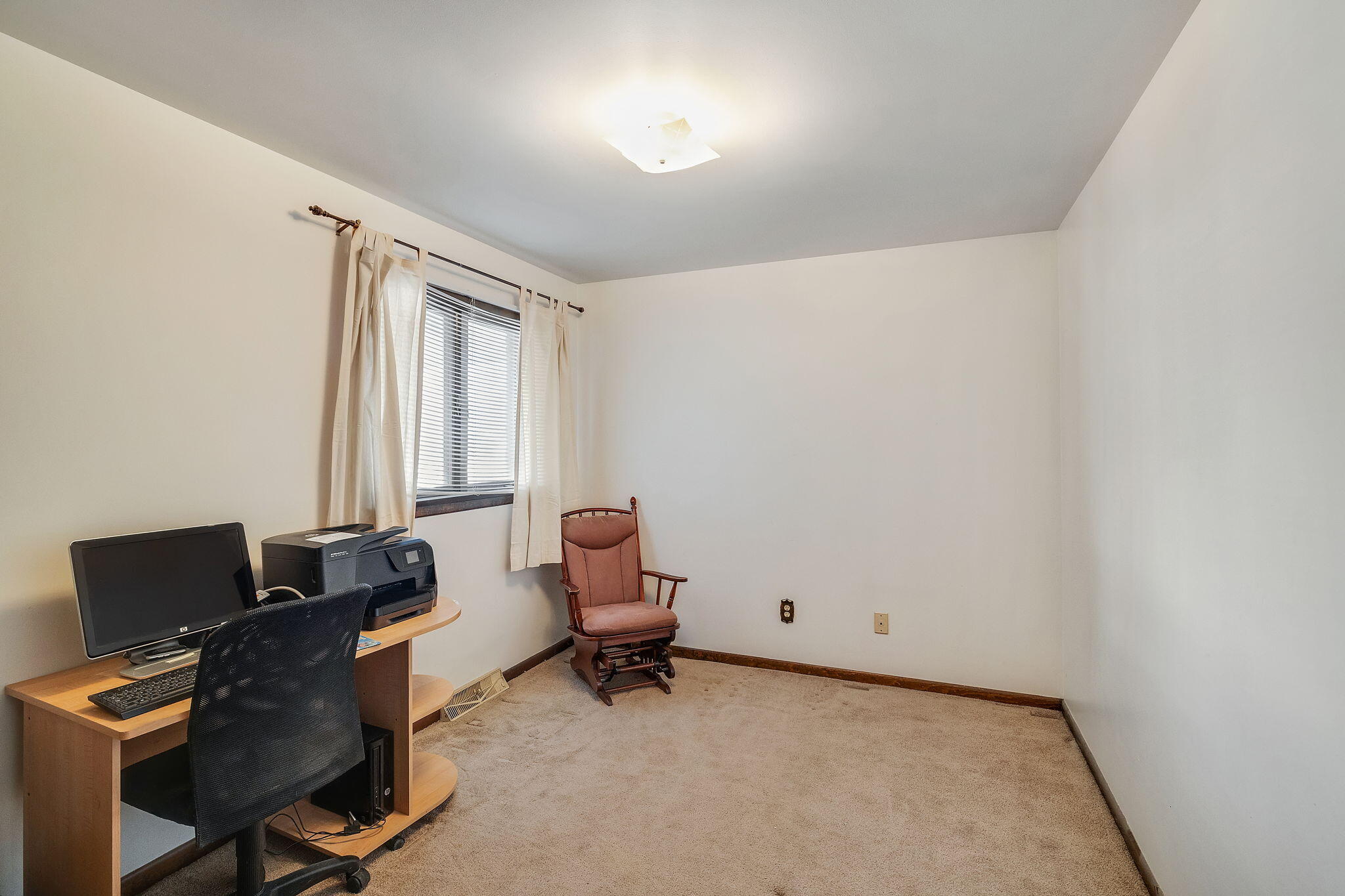 8120 Tapper Avenue Munster, IN 46321 - Photo 14 of 17 2048x1365