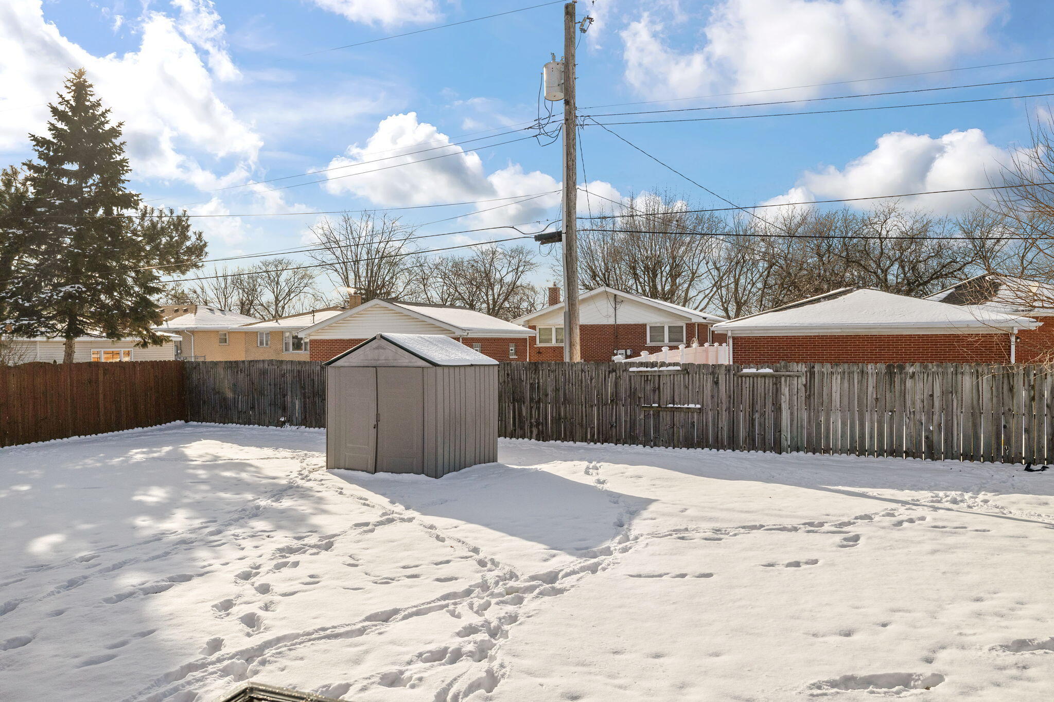 8120 Tapper Avenue Munster, IN 46321 - Photo 16 of 17 2048x1365