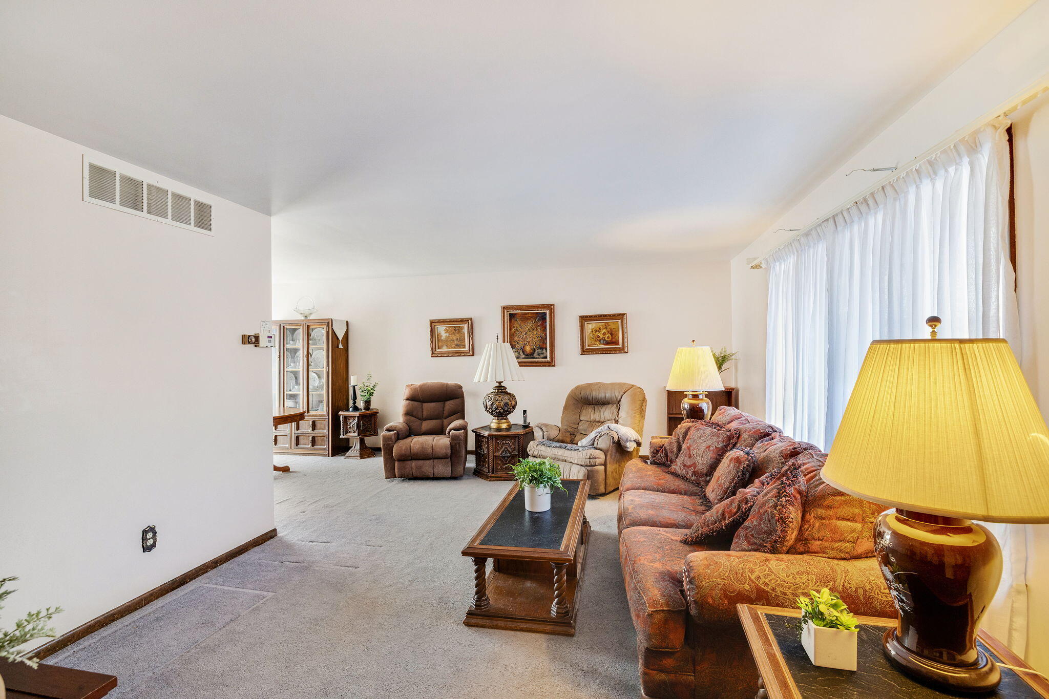 8120 Tapper Avenue Munster, IN 46321 - Photo 5 of 17 2048x1365