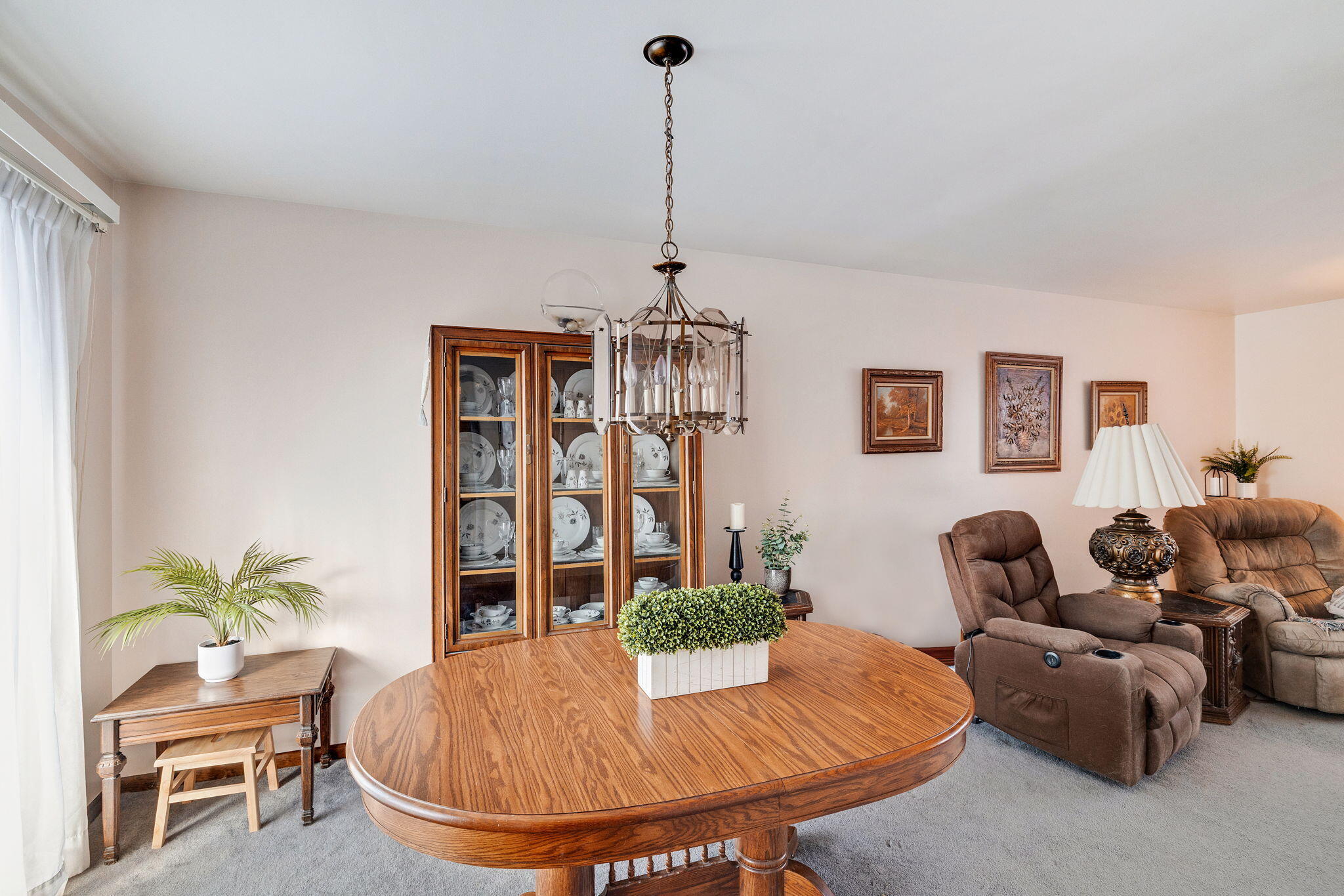 8120 Tapper Avenue Munster, IN 46321 - Photo 7 of 17 2048x1365