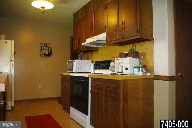 380 Black Rock Road Hanover, PA 17331 - Photo 6 of 19