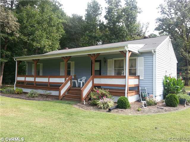 27518 Flank Road Petersburg, VA 23805 - Photo 1 of 24 Exterior Front - Relax on your counrty front porch