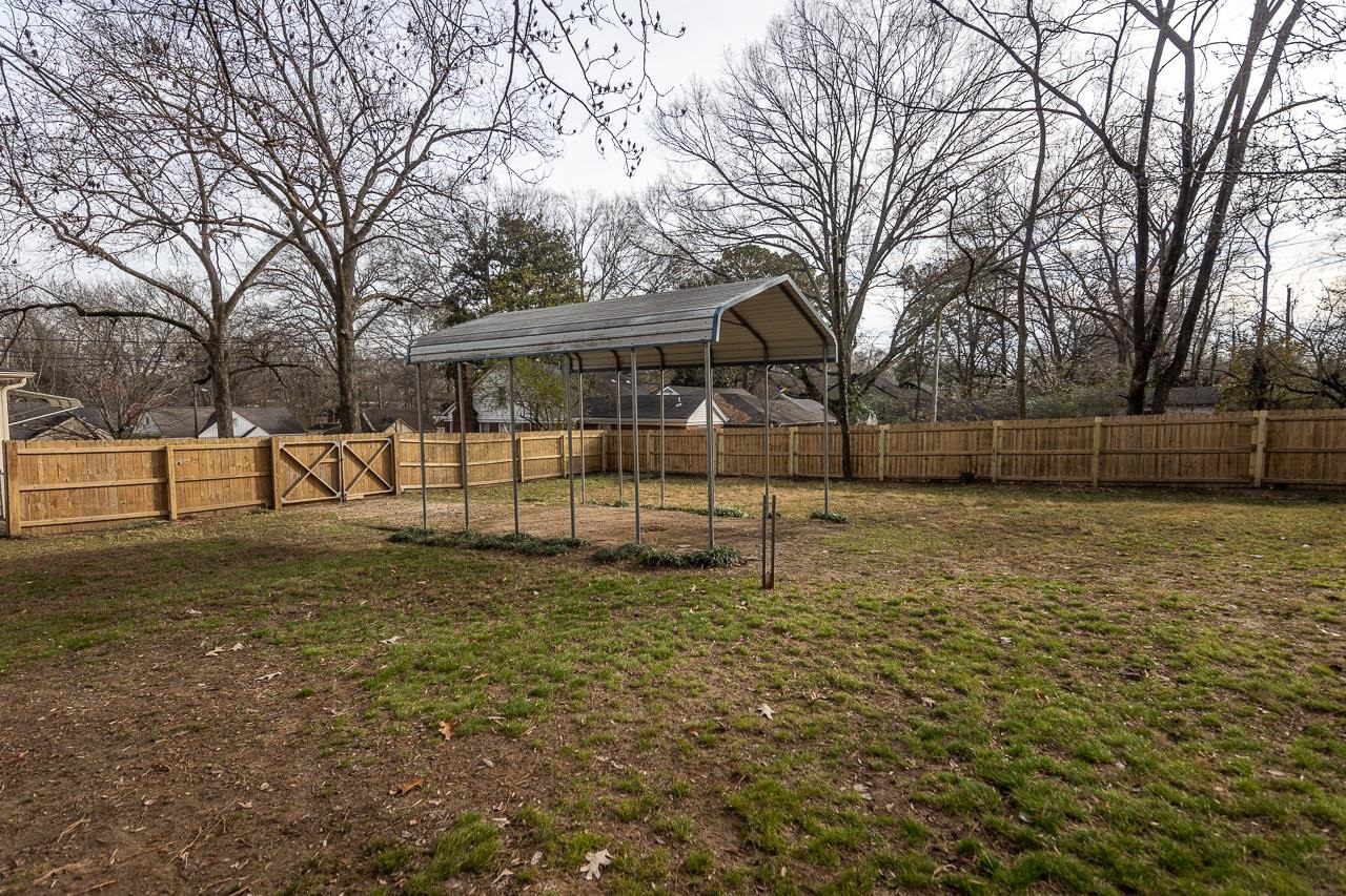 627 Watson Street Memphis, TN 38111 - Photo 27 of 35 a view of a yard with a house