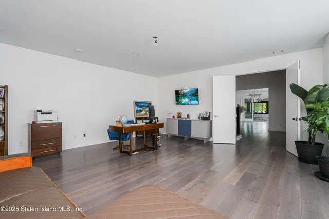 $3,850,000 | 5 Nicolosi Drive | Huguenot