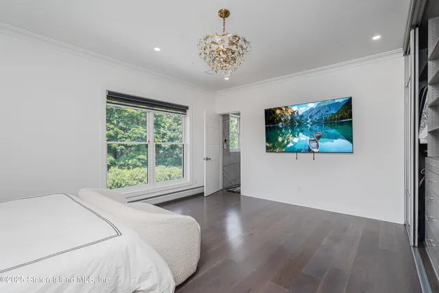 $3,850,000 | 5 Nicolosi Drive | Huguenot