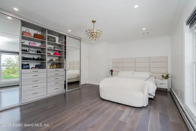 $3,850,000 | 5 Nicolosi Drive | Huguenot