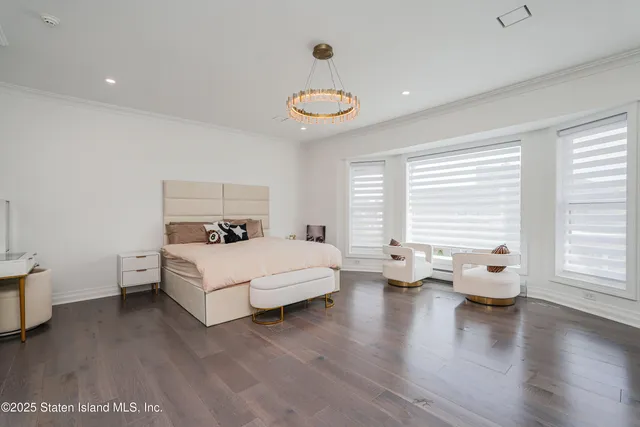 $3,850,000 | 5 Nicolosi Drive | Huguenot