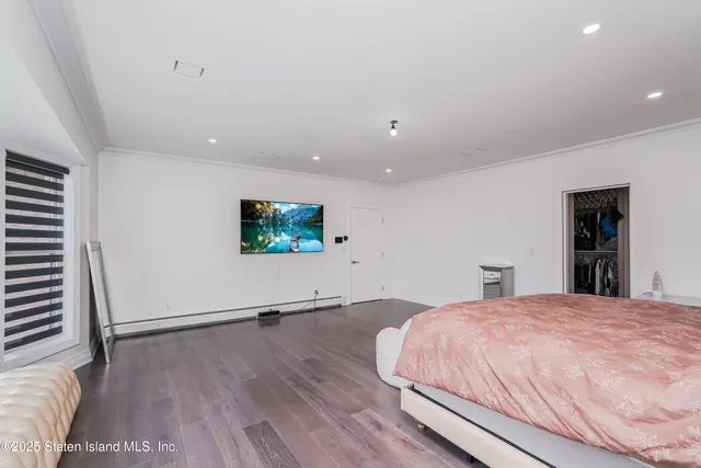 $3,850,000 | 5 Nicolosi Drive | Huguenot