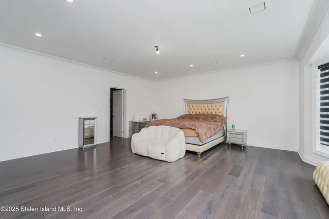 $3,850,000 | 5 Nicolosi Drive | Huguenot