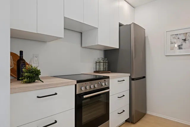 $735,000 | 968 Miramonte Drive, Unit 6, Santa Barbara, CA 93109