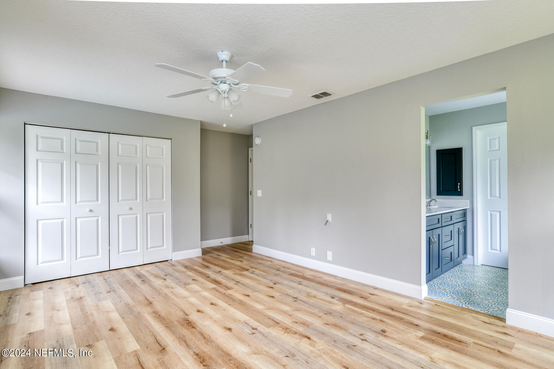 508 Hoover Road Interlachen, FL 32148 - Photo 19 of 42 Primary bedroom