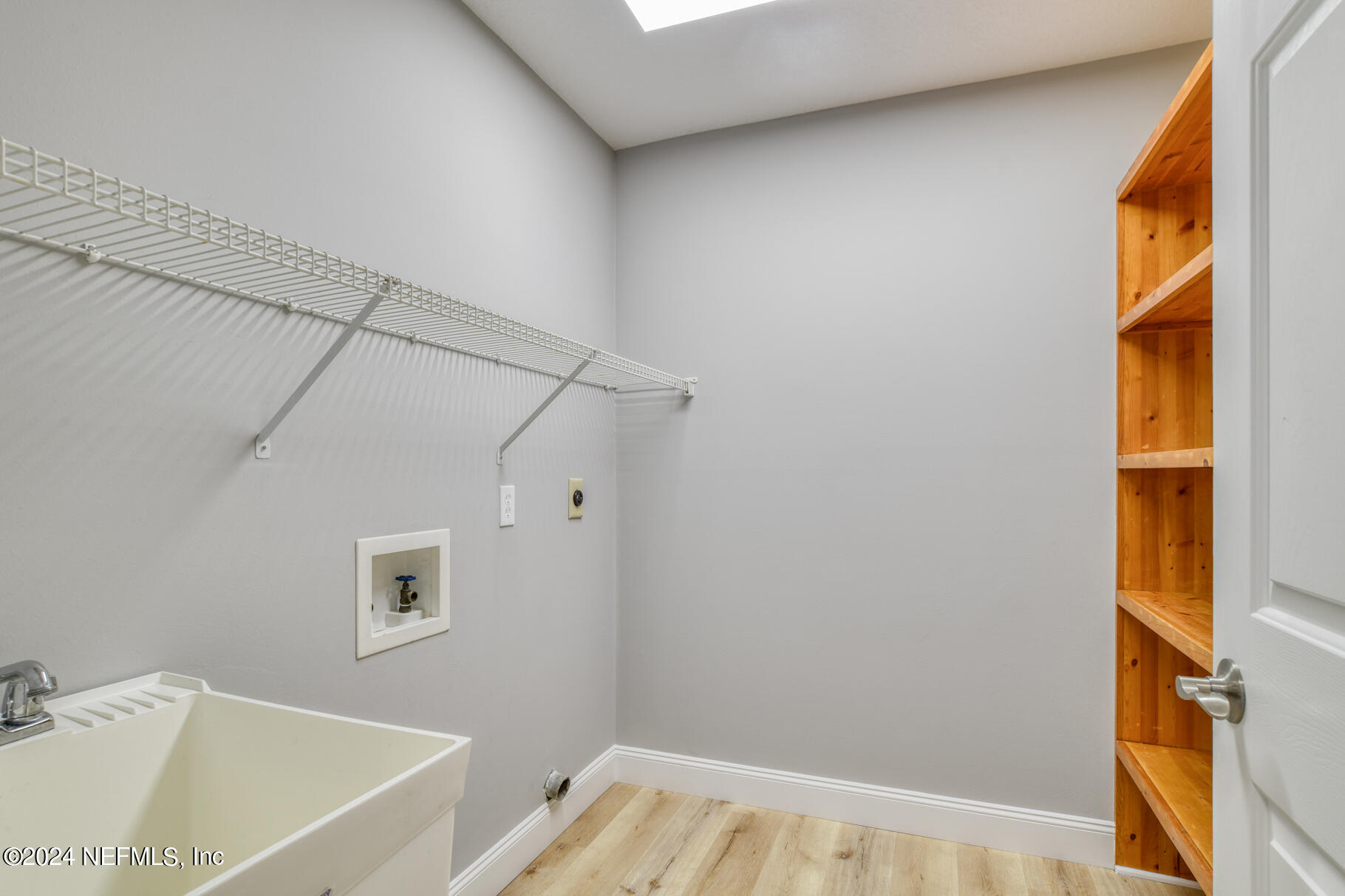 508 Hoover Road Interlachen, FL 32148 - Photo 29 of 42 Laundry