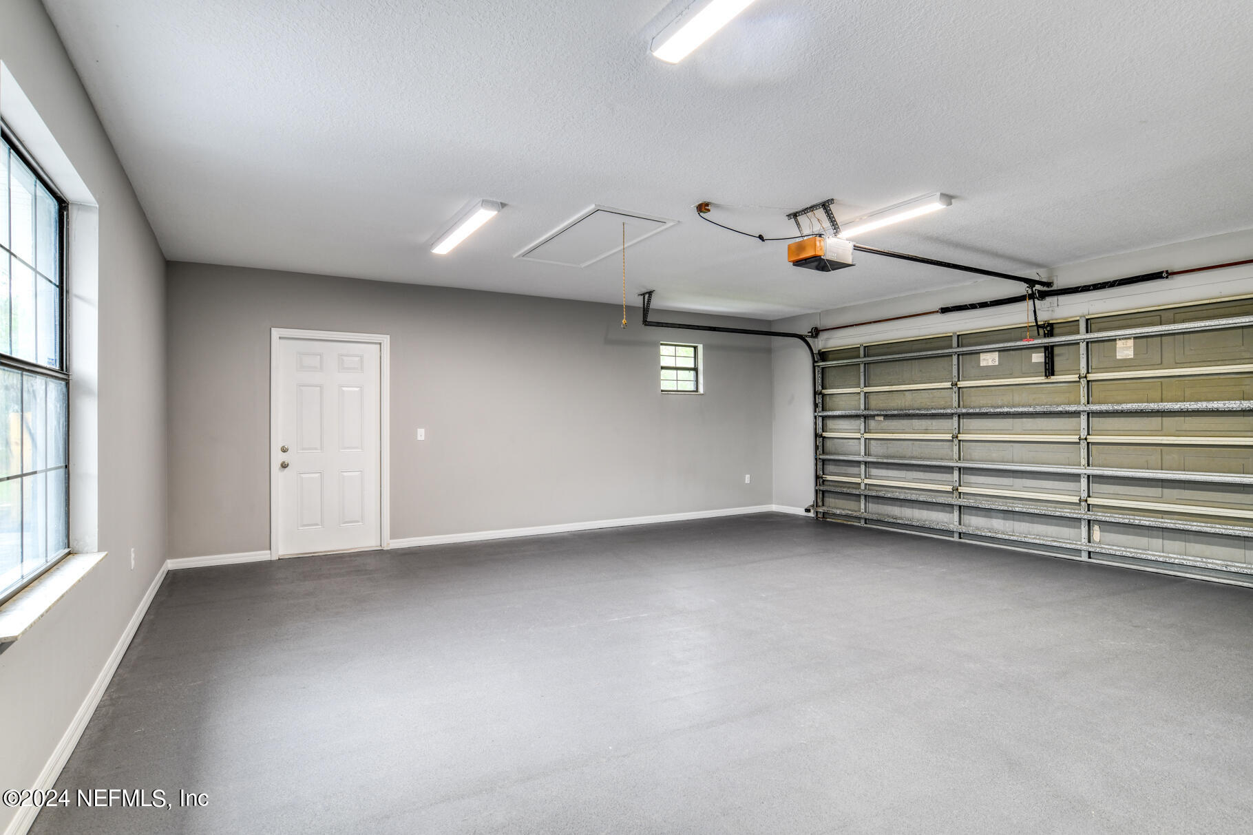 508 Hoover Road Interlachen, FL 32148 - Photo 30 of 42 Garage interior
