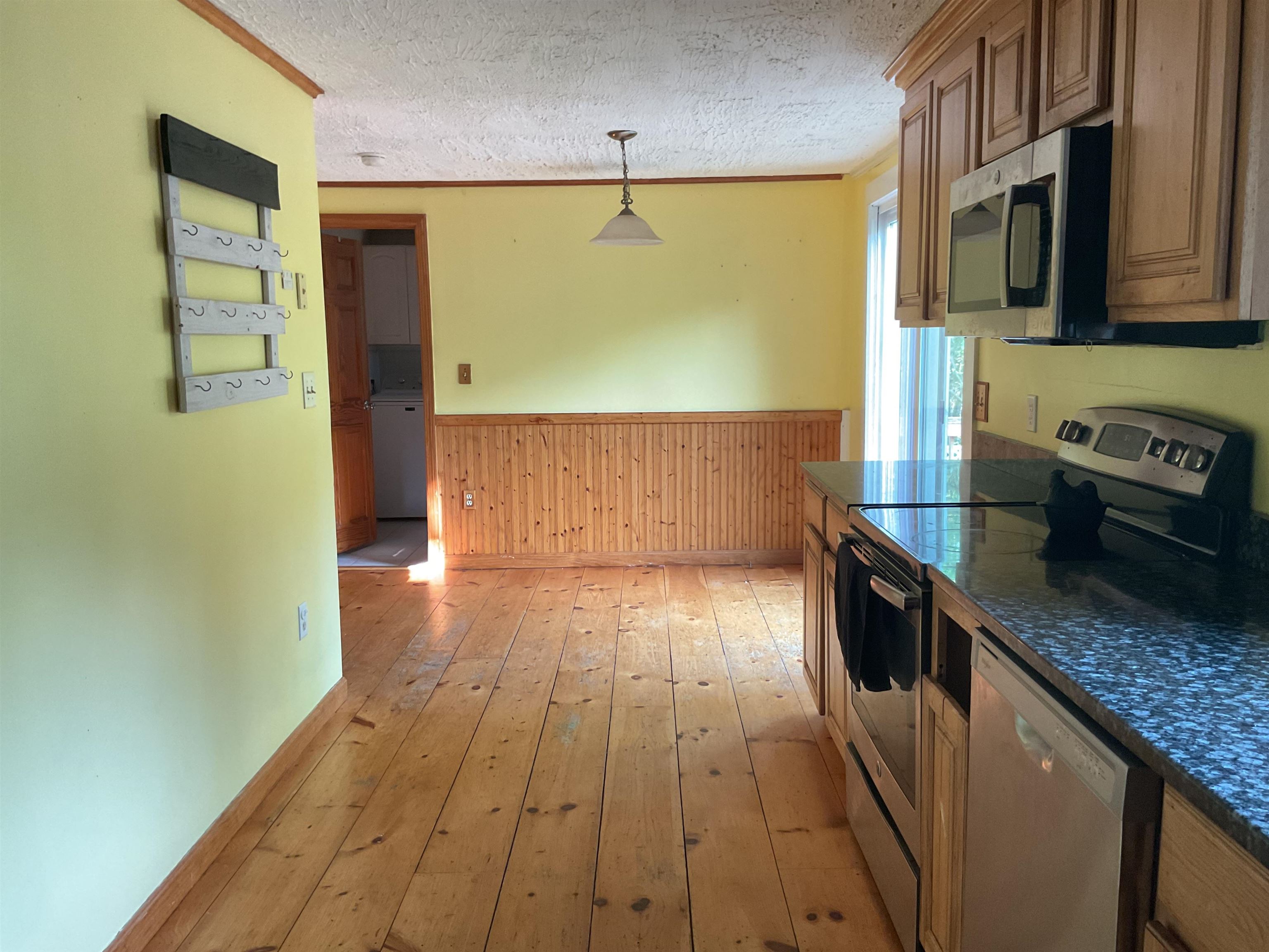 22 Lane Road Raymond, NH 03077 - Photo 20 of 27 Gallery Image 20