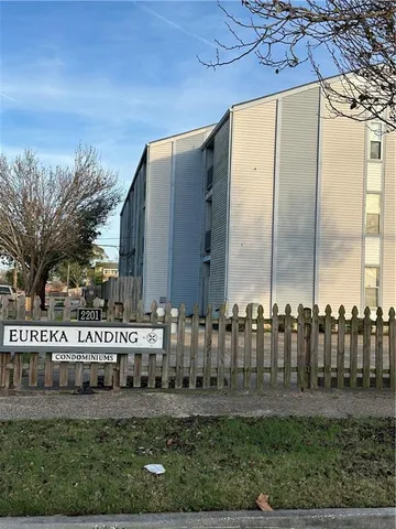 $1,000 | 2201 Houma Boulevard, Unit 207, Metairie, LA 70001