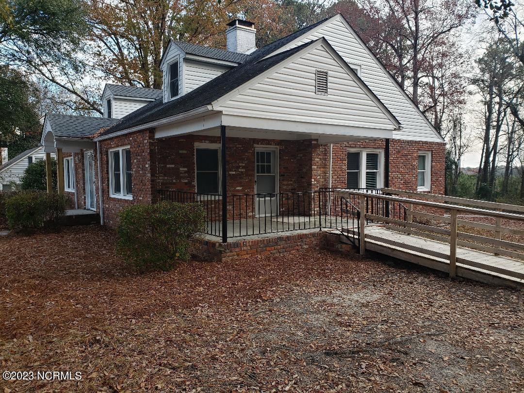 126 Ellerbe Road Rockingham, NC 28379 - Photo 5 of 36 126 ellerbe side new