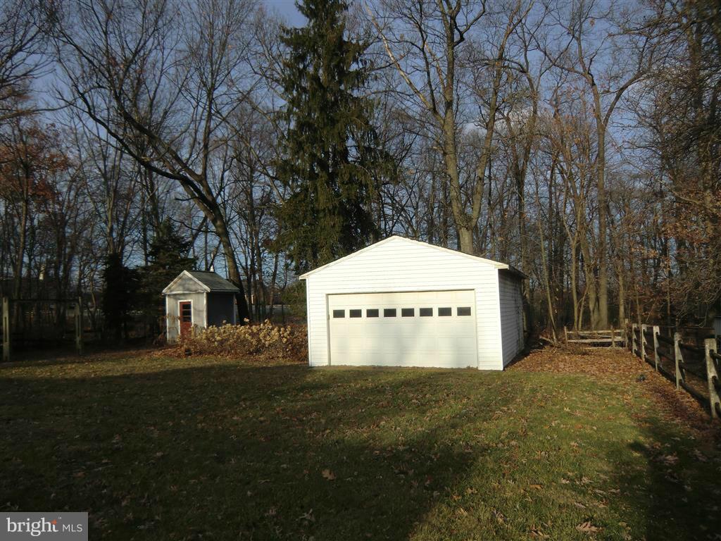 28405 Kemptown Road Damascus, MD 20872 - Photo 27 of 30 Exterior (Rear)