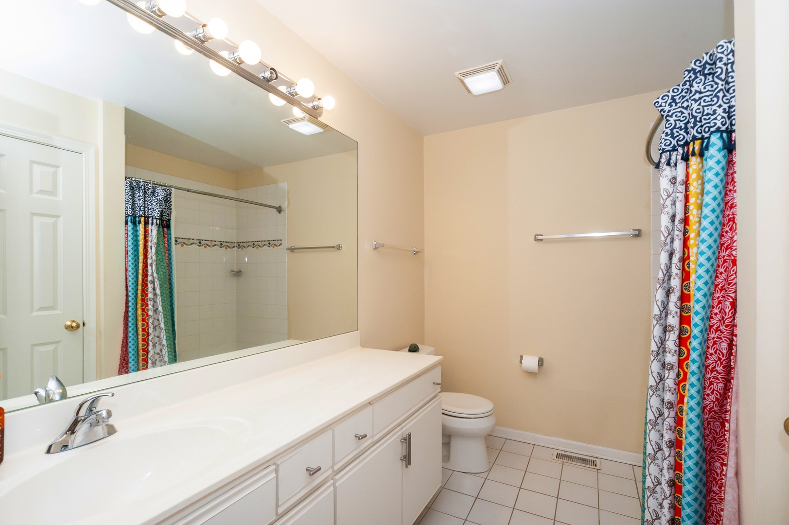 716 Samson Way Northbrook, IL 60062 - Photo 22 of 25 Gallery Image 22