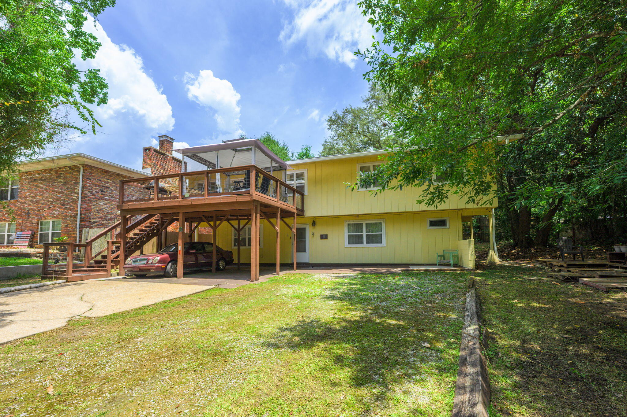 14 6th Street Shalimar, FL 32579 - Photo 4 of 64 a view of a house with a yard