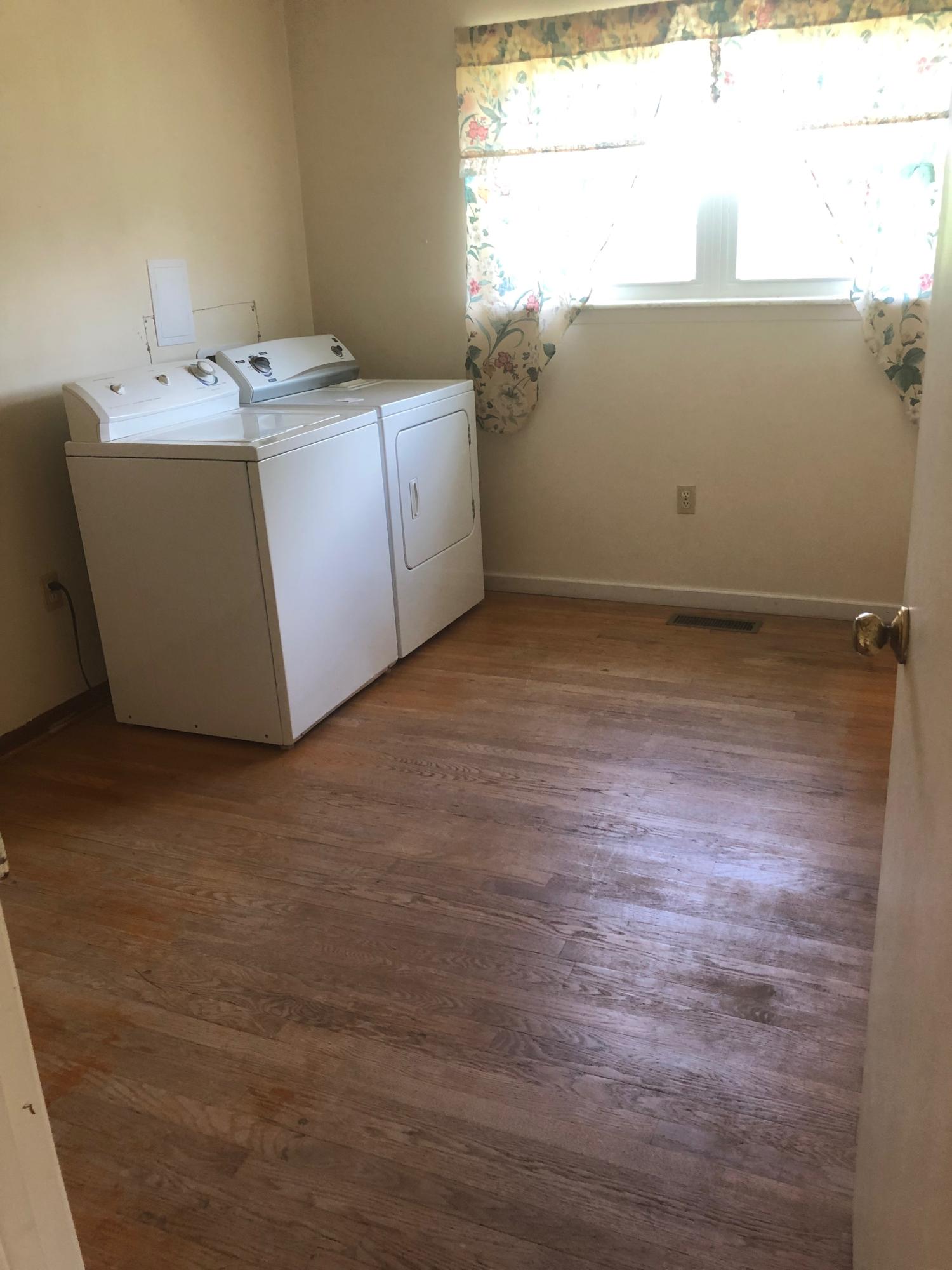 268 Coolidge Road La Follette, TN 37766 - Photo 19 of 33 Bedroom 1/ laundry
