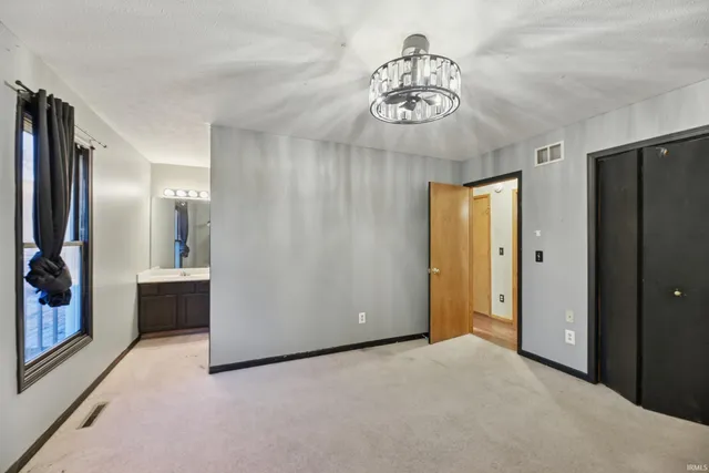 $359,999 | 2313 Pine Creek Court, South Bend, IN 46628