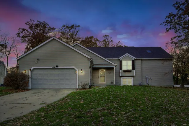 $359,999 | 2313 Pine Creek Court, South Bend, IN 46628