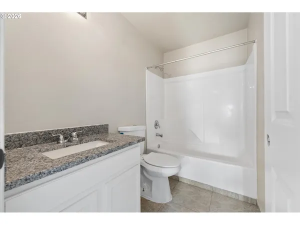 $399,000 | 639 East Browning Avenue, Hermiston, OR 97838