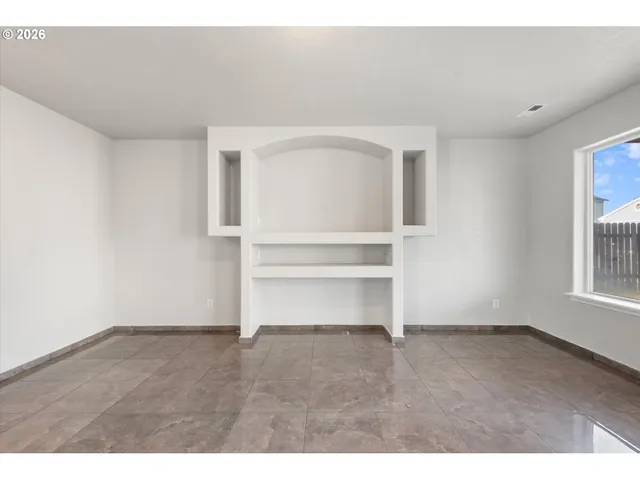 an empty room with closet