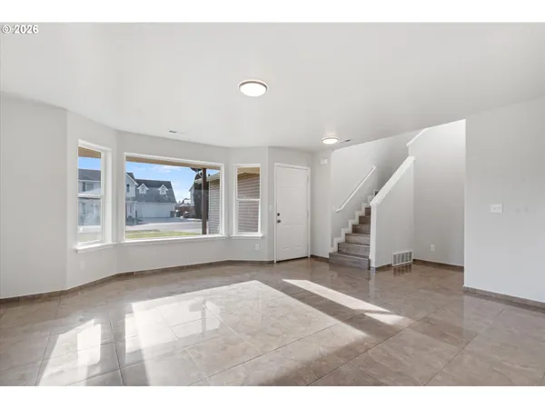 $399,000 | 639 East Browning Avenue, Hermiston, OR 97838