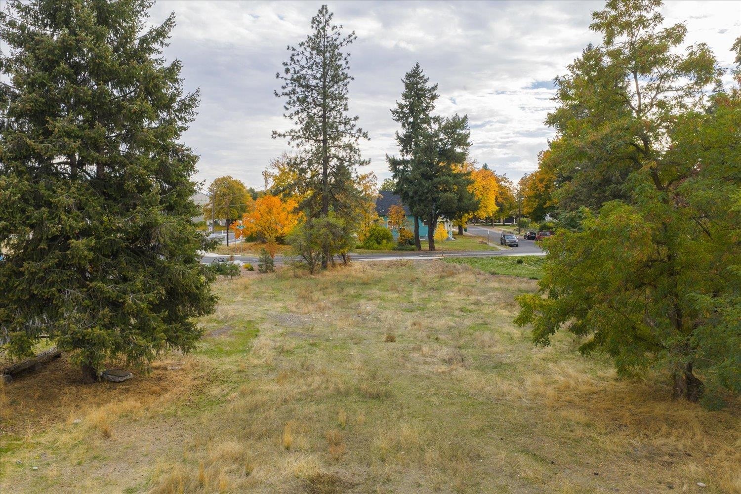 1757 North W Point Road Spokane, WA 99201 - Photo 10 of 12 Gallery Image 10