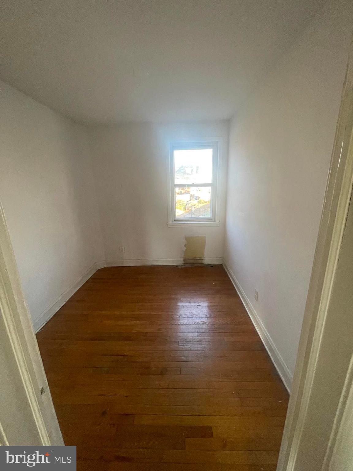 701 Kevin Road Baltimore, MD 21229 - Photo 14 of 16