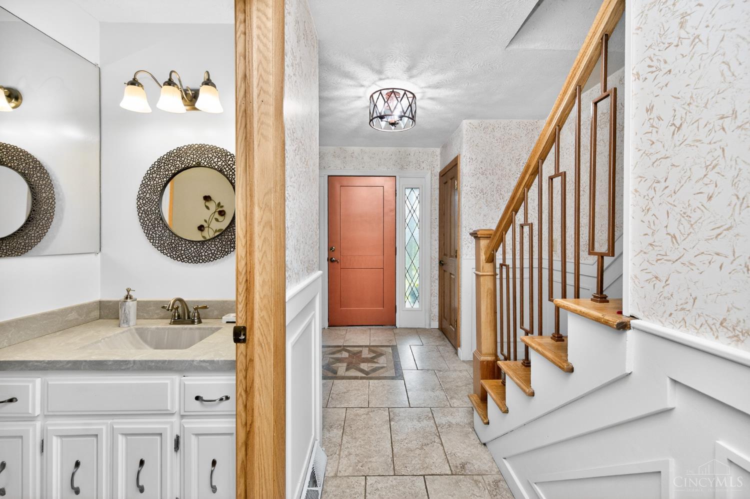 12129 Rich Road Loveland, OH 45140 - Photo 10 of 69