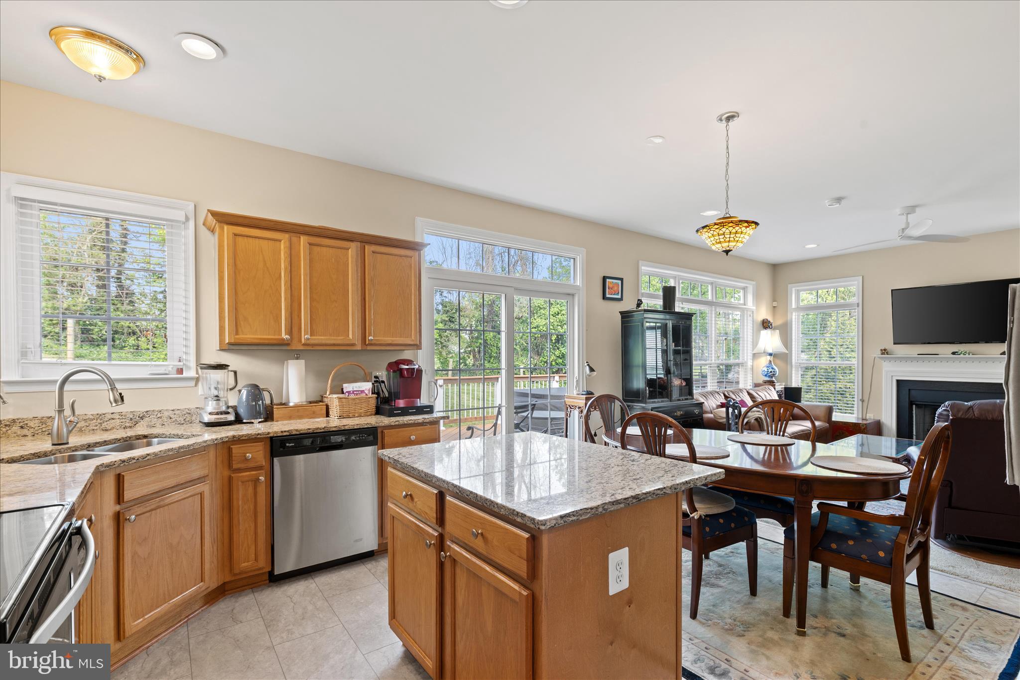 102 Delaware Avenue Hamilton, VA 20158 - Photo 13 of 50