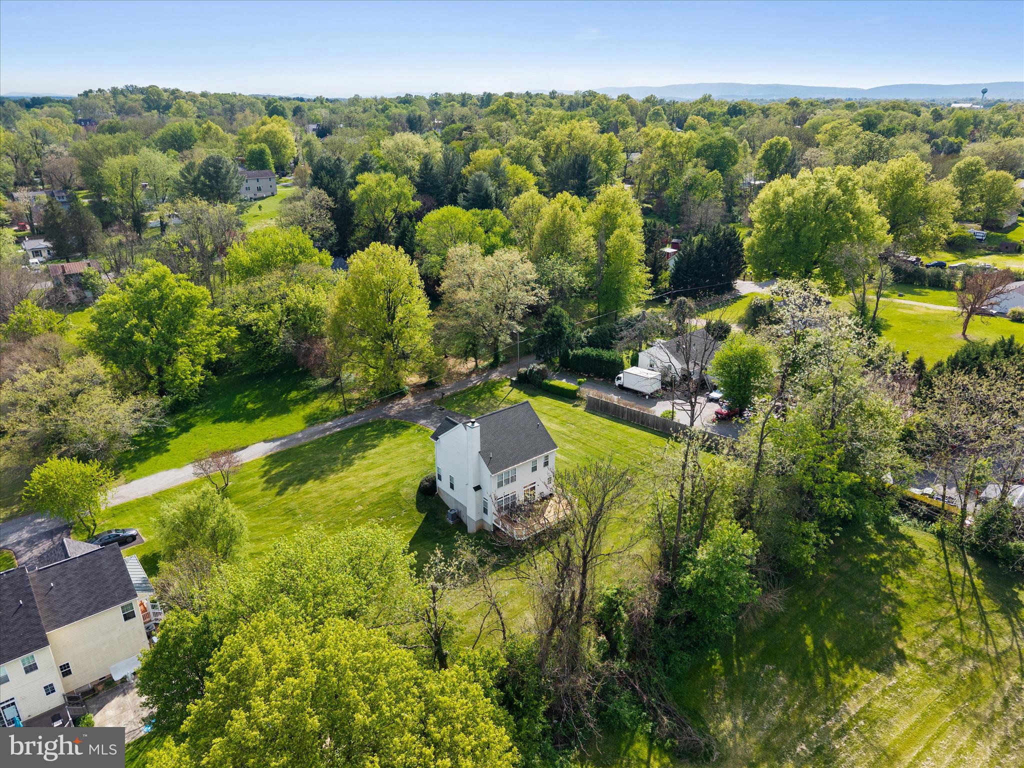 102 Delaware Avenue Hamilton, VA 20158 - Photo 45 of 50