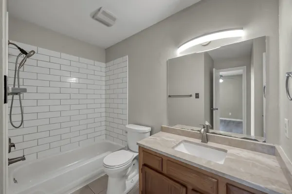 $225,000 | 301-building D 301-building D Lakeview Terrace, Montgomery, TX 77356