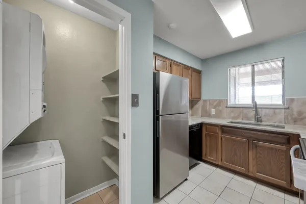 $225,000 | 301-building D 301-building D Lakeview Terrace, Montgomery, TX 77356