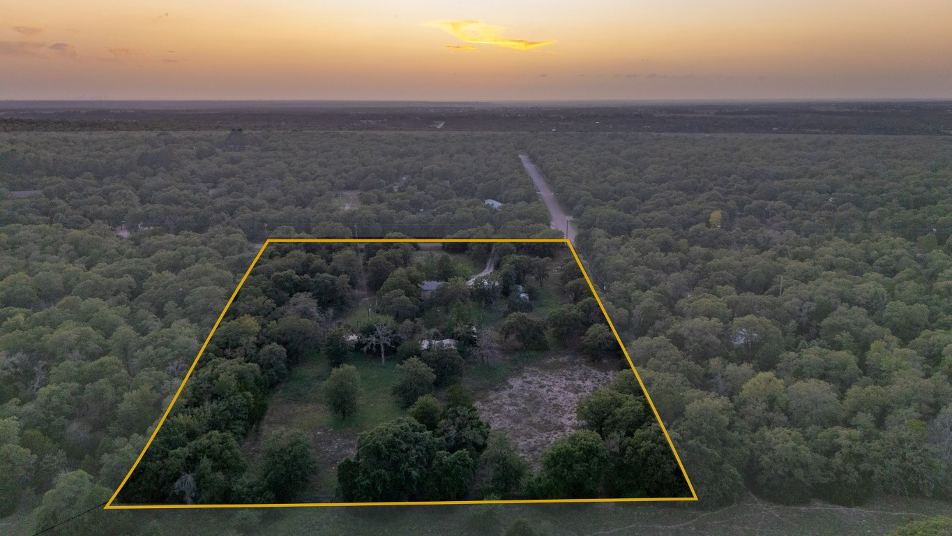 664 Hidden Oaks Drive Elgin, TX 78621 - Photo 4 of 35 a view of outdoor space