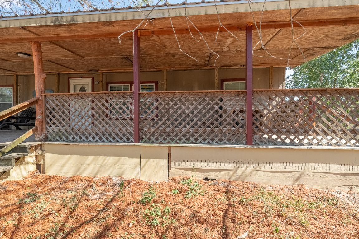 664 Hidden Oaks Drive Elgin, TX 78621 - Photo 9 of 35 a view of wooden fence