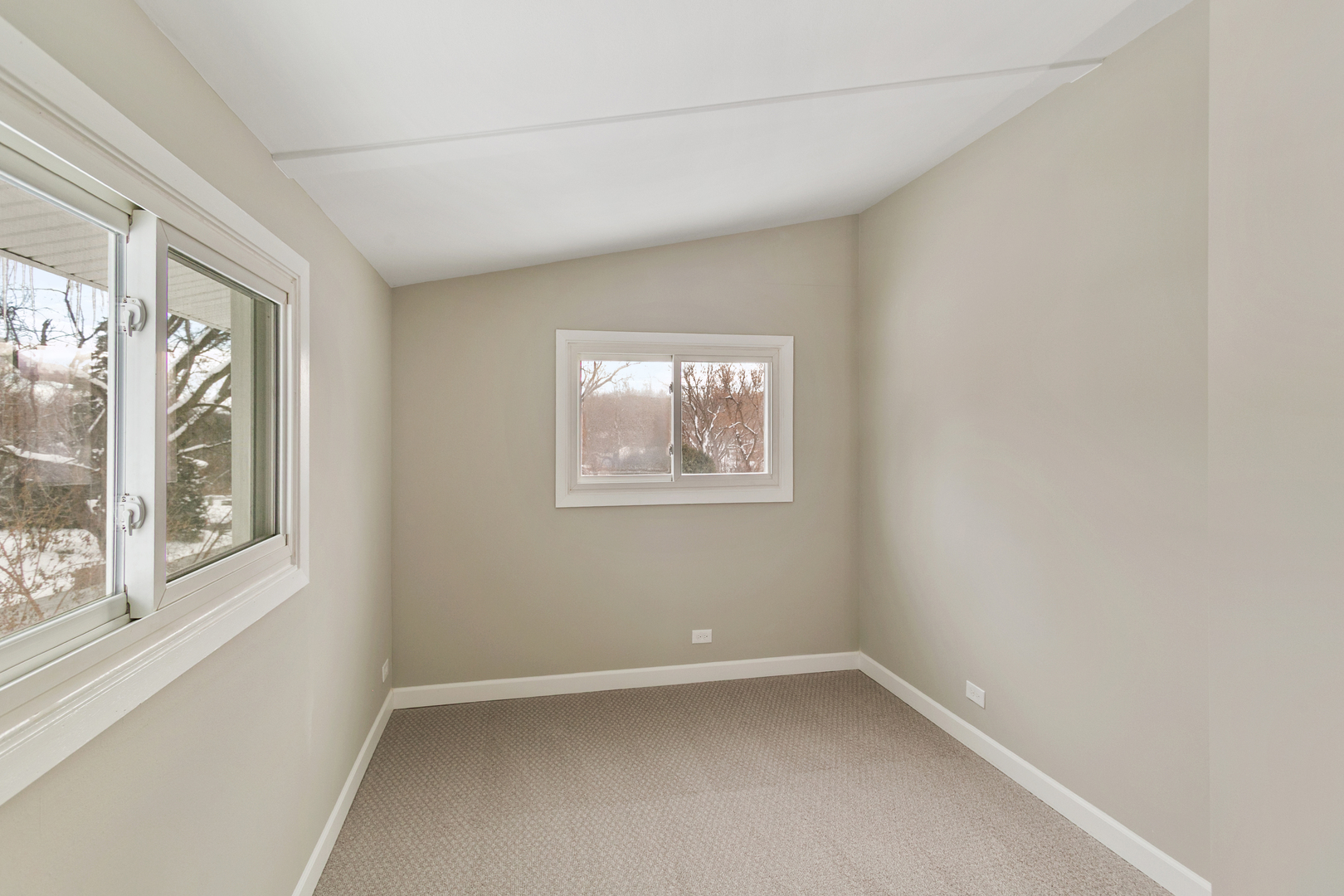 6305 Robert Road Cary, IL 60013 - Photo 11 of 23 an empty room with windows