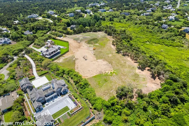 $11,750,000 | 4 Cathcart Road, Nantucket, MA 02554