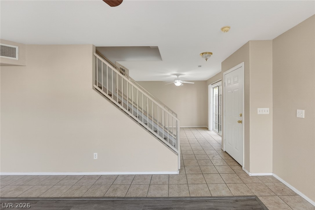 10187 Tree Bark Street Las Vegas, NV 89183 - Photo 6 of 31