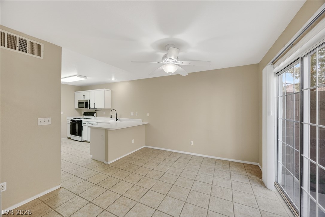10187 Tree Bark Street Las Vegas, NV 89183 - Photo 8 of 31