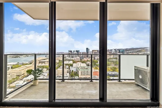 $820,000 | 615 Keawe Street, Unit 3005, Honolulu, HI 96813