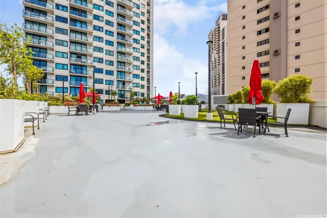 $820,000 | 615 Keawe Street, Unit 3005, Honolulu, HI 96813